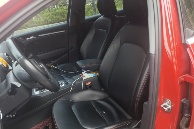 Audi A3 2019 car image #17