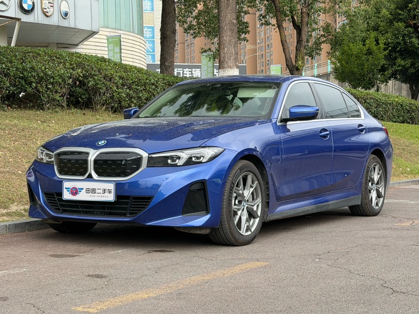 BMW i3 2022 car image 