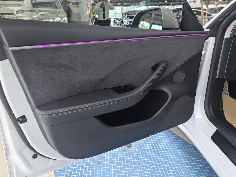 Tesla Model 3 2025 #9 Tesla Model 3 2025 car image #9