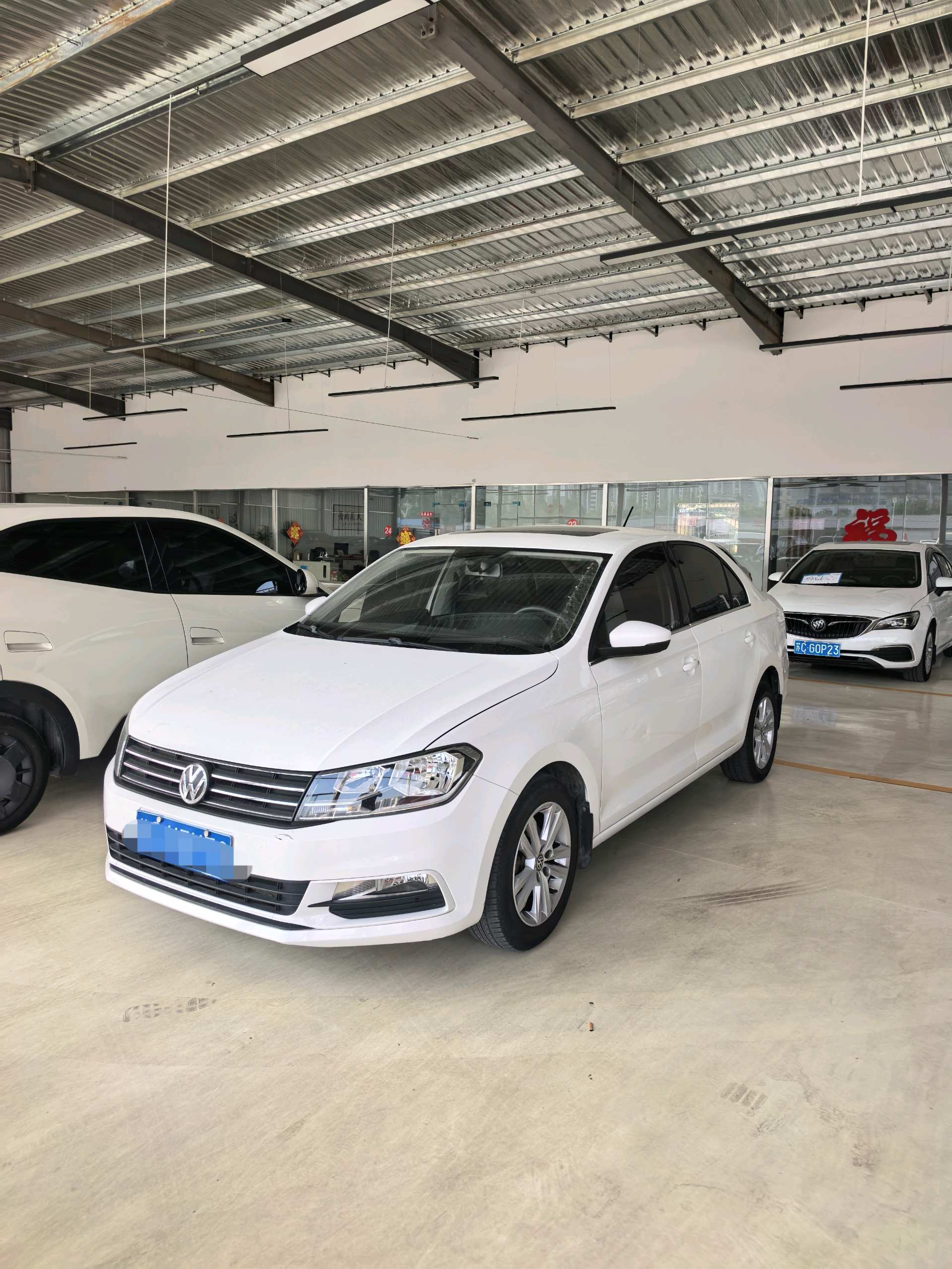 Volkswagen Santana 2016 image de voiture 