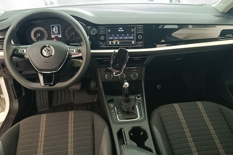 Volkswagen Lavida 2019 car image #11