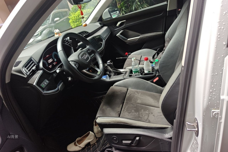 Audi Q3 2019 #17 Audi Q3 2019 car image #17