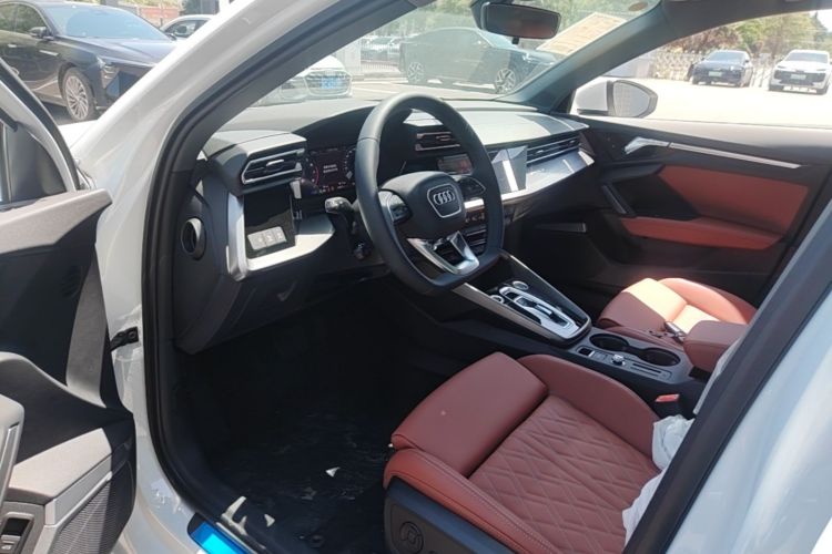 Audi A3 2026 immagine di auto #16