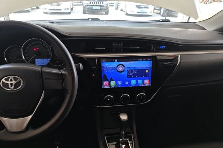 Toyota Corolla 2017 car image #13