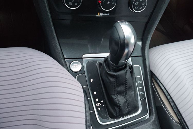 Volkswagen Golf 2017 изображение автомобиля #18