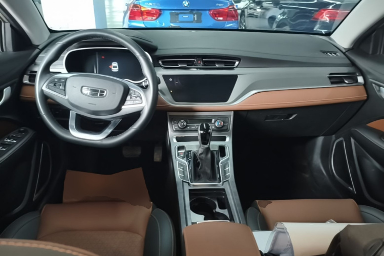 GEELY Emgrand 2021 car image #10