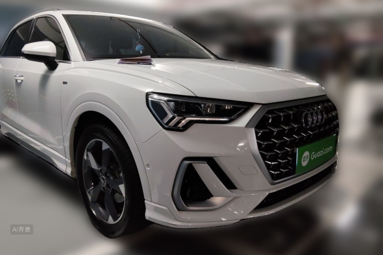 Audi Q3 2024 car image #4