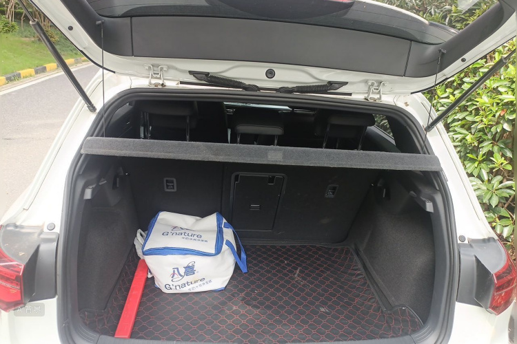 Volkswagen Golf 2022 car image #21