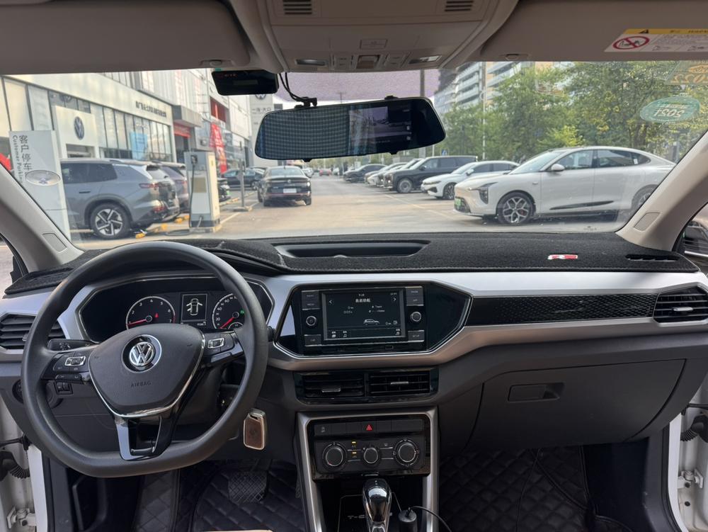 Volkswagen T-Cross 2020 #8 Volkswagen T-Cross 2020 immagine di auto #8