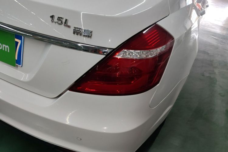 GEELY Emgrand 2018 car image #8
