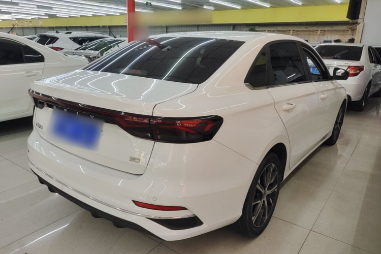 GEELY Emgrand 2022 #7 GEELY Emgrand 2022 car image #7