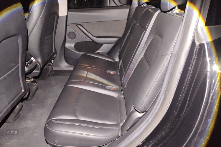 Tesla Model Y 2022 #19 Tesla Model Y 2022 car image #19