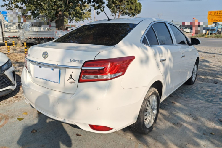 Toyota Vios 2017 صورة سيارة #7