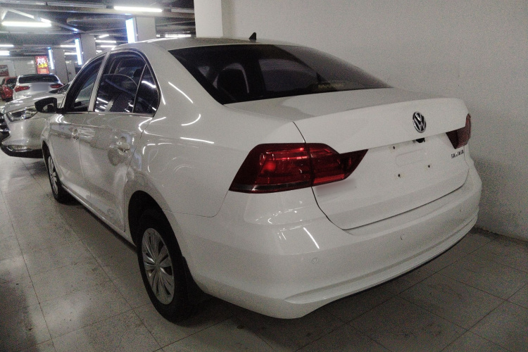 Volkswagen Santana 2019 صورة سيارة #5