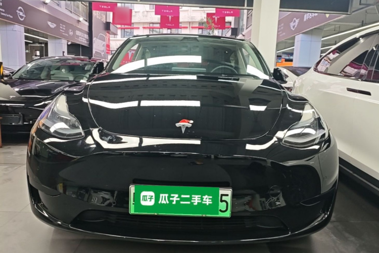 Tesla Model Y 2023 #3 Tesla Model Y 2023 immagine di auto #3