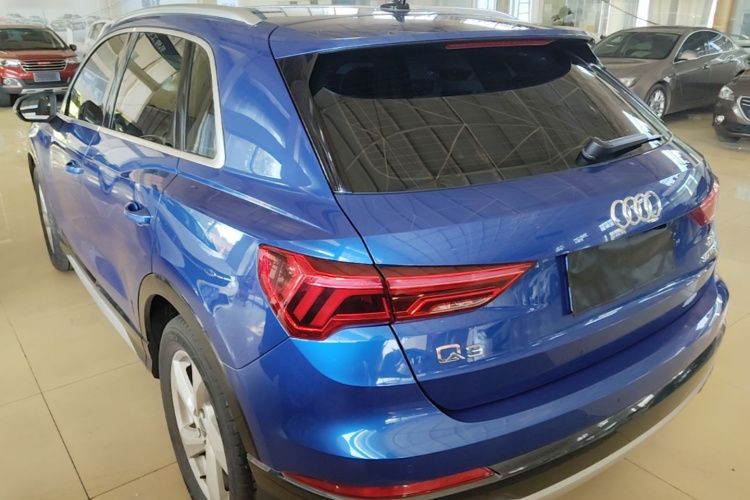 Audi Q3 2020 #5 Audi Q3 2020 car image #5