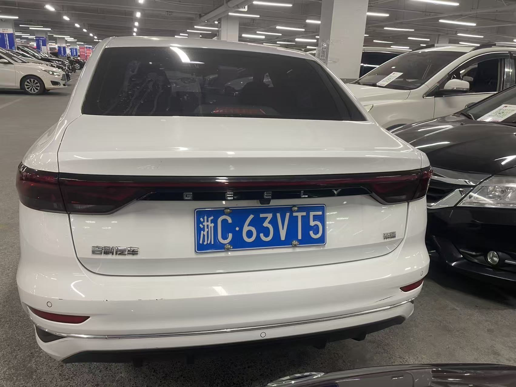 GEELY Emgrand 2023 صورة سيارة #7