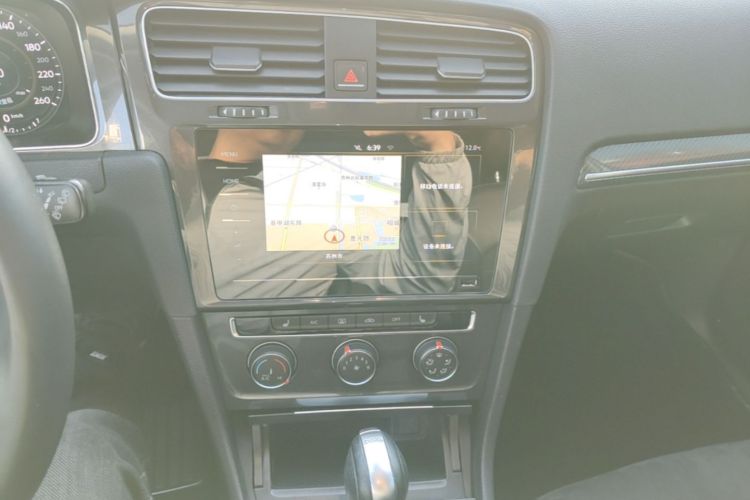 Volkswagen Golf 2019 #13 Volkswagen Golf 2019 car image #13