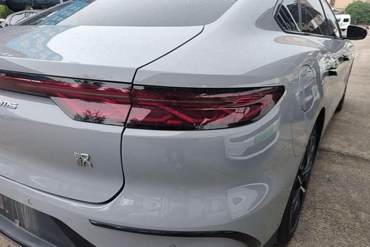 BYD Han 2024 #8 BYD Han 2024 car image #8