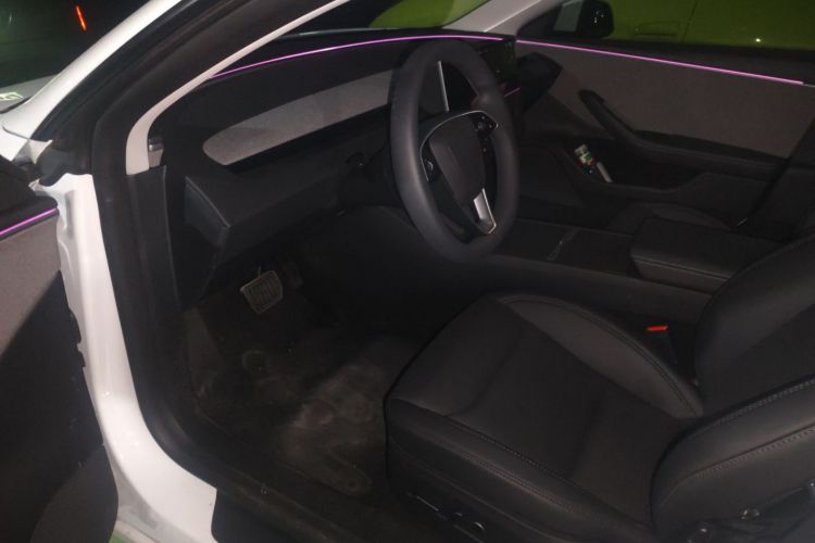Tesla Model 3 2025 #11 Tesla Model 3 2025 car image #11
