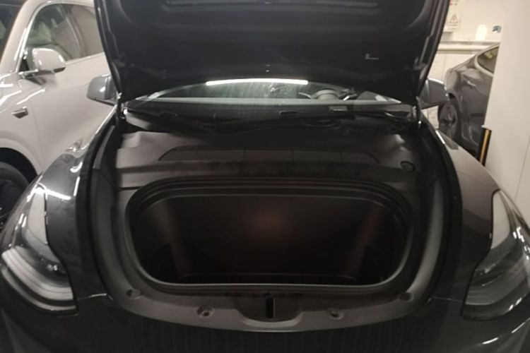 Tesla Model Y 2024 #22 Tesla Model Y 2024 car image #22