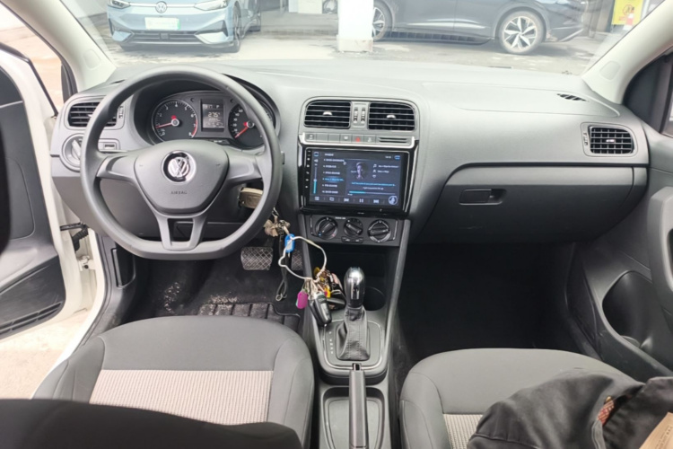 Volkswagen Polo 2018 #10 Volkswagen Polo 2018 car image #10