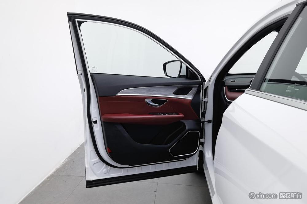 Jetour X70 PLUS 2023 car image #20