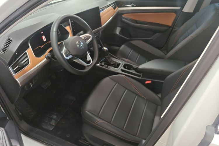 Volkswagen Bora 2023 صورة سيارة #19