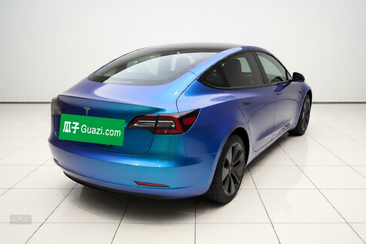Tesla Model 3 2020 immagine di auto #7