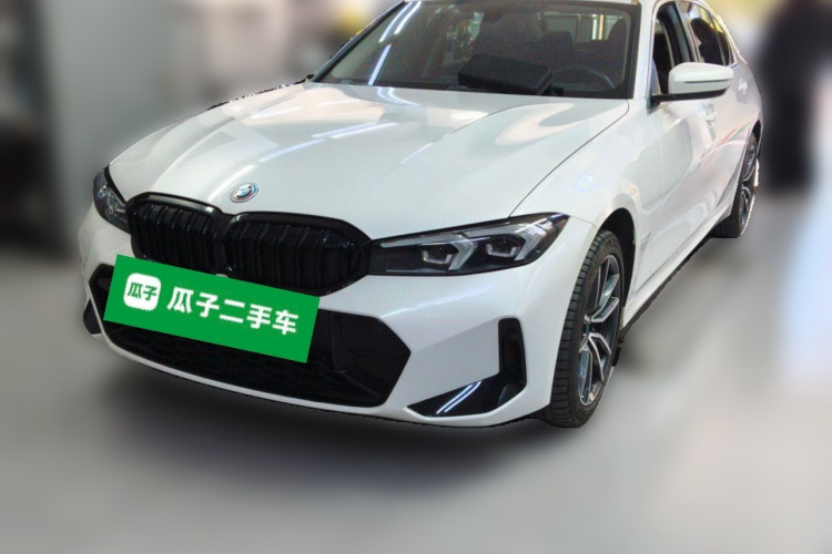 BMW 3 Series 2023 car image #2