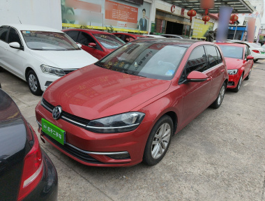 Volkswagen Golf 2018 car image 