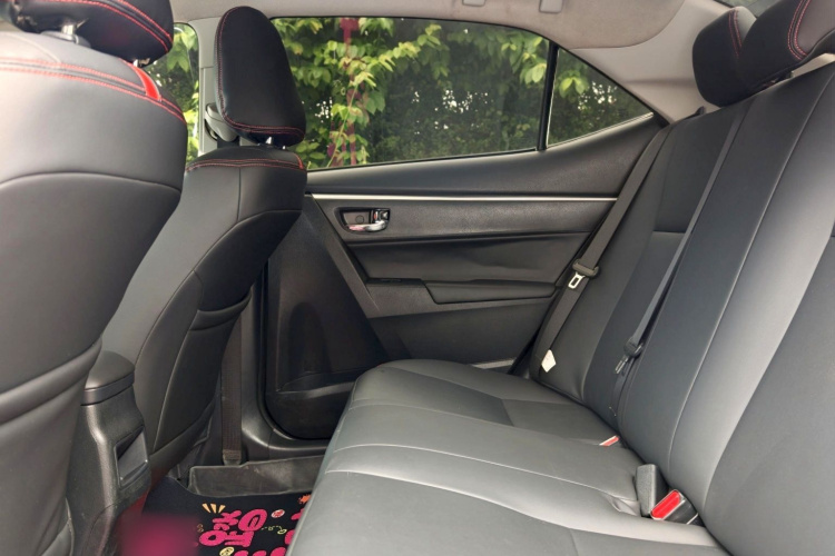 Toyota Corolla 2018 #7 Toyota Corolla 2018 car image #7