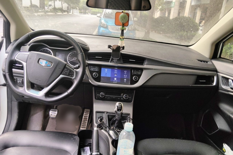 GEELY Emgrand GS 2017 car image #7