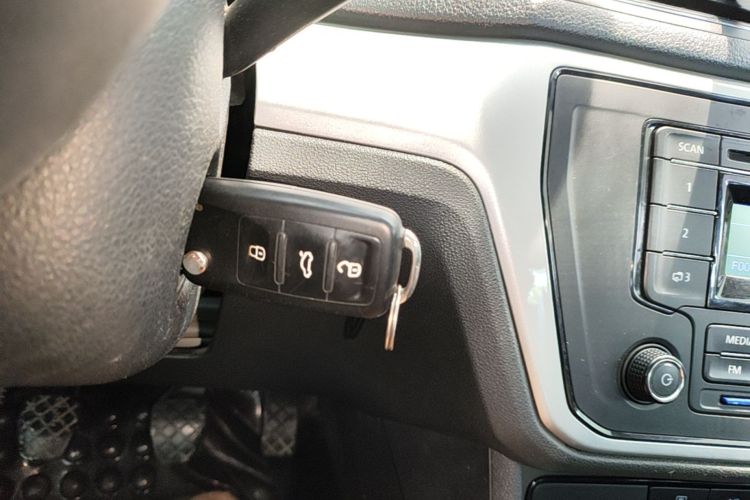 Volkswagen Lavida 2017 car image #9