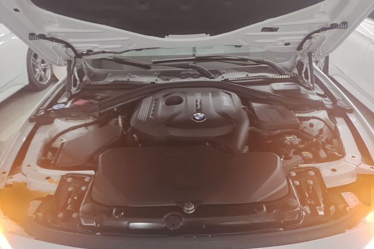 BMW 3 Series 2019 image de voiture #22