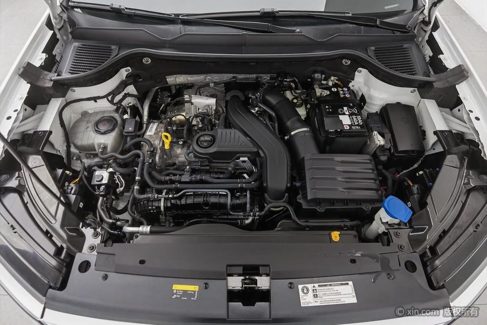 Volkswagen Tharu 2024 car image #5