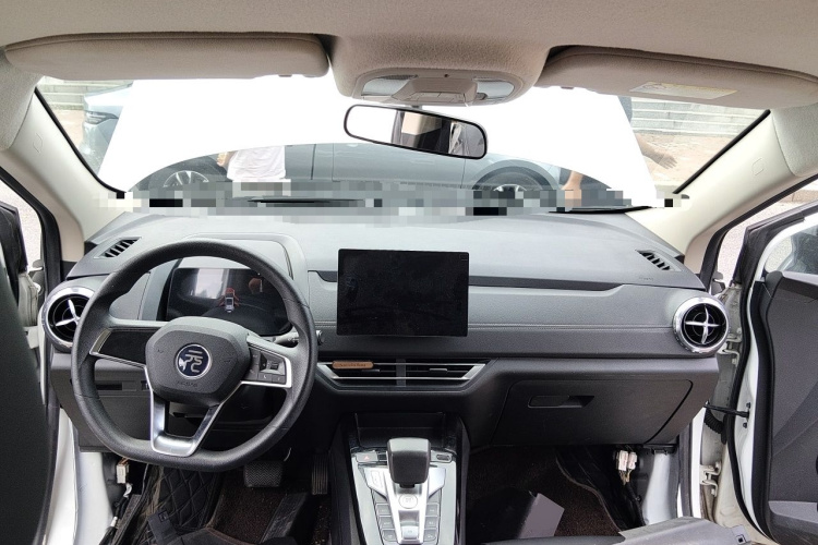 BYD Yuan New Energy 2020 car image #7