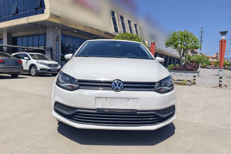 Volkswagen Polo 2018 car image #3