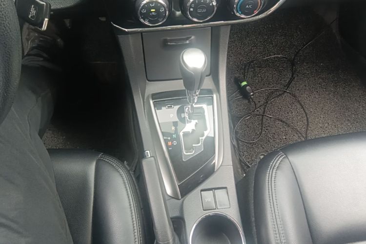 Toyota Corolla 2017 #16 Toyota Corolla 2017 car image #16