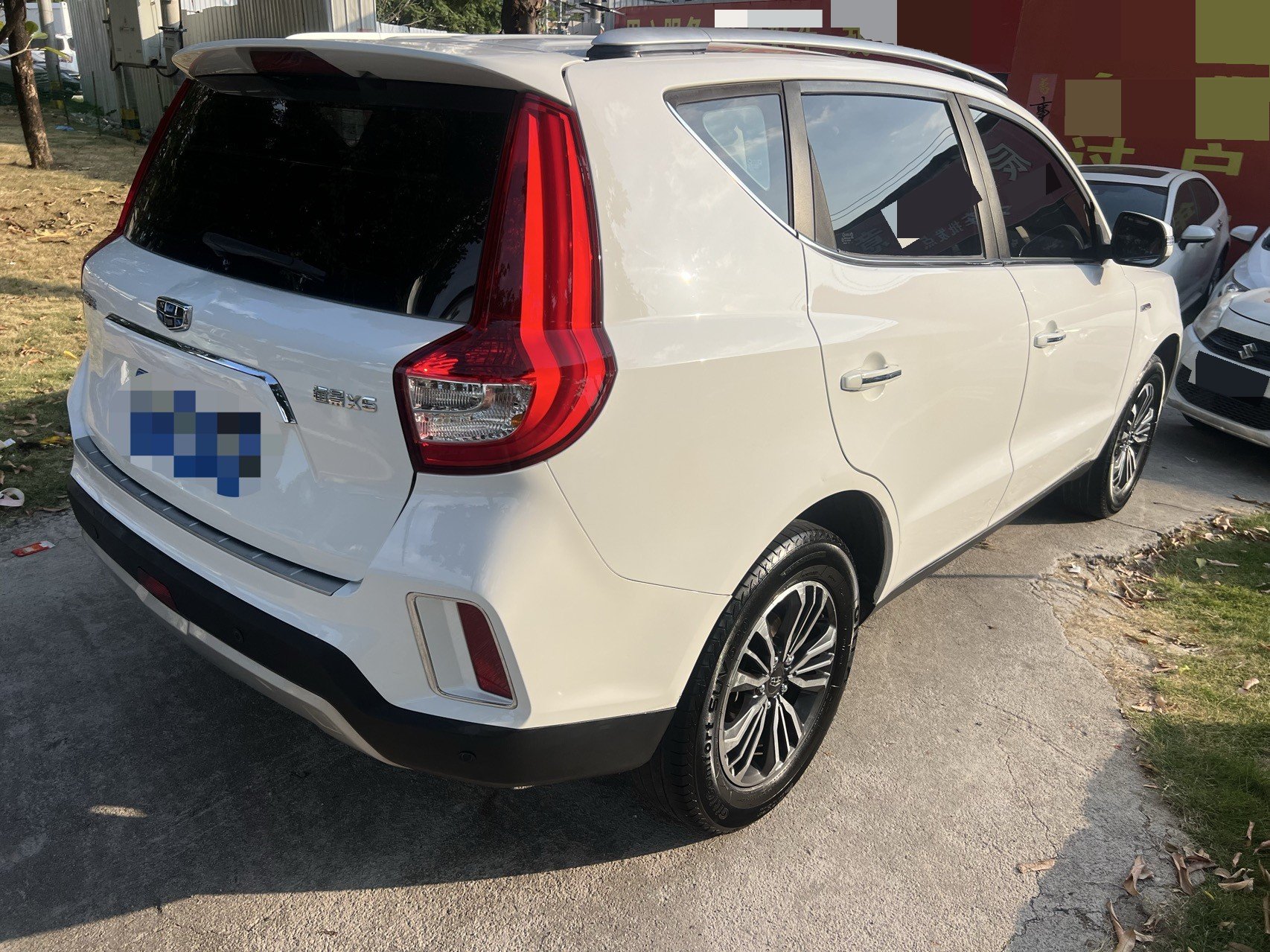 GEELY Vision X6 2017 #3 GEELY Vision X6 2017 car image #3