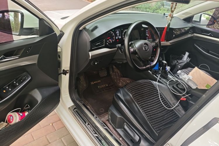 Volkswagen Bora 2020 car image #16