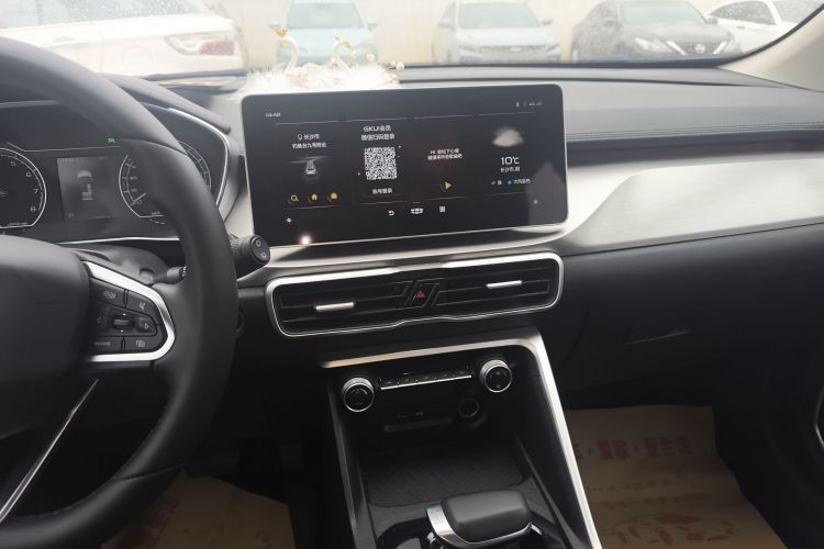 GEELY Coolray 2021 #13 GEELY Coolray 2021 car image #13