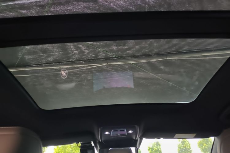 BYD Han 2022 car image #18