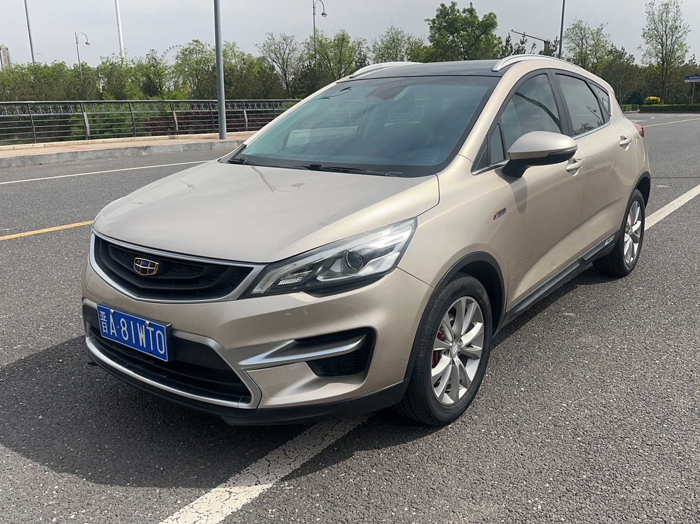 GEELY Emgrand GS 2018 GEELY Emgrand GS 2018 صورة سيارة