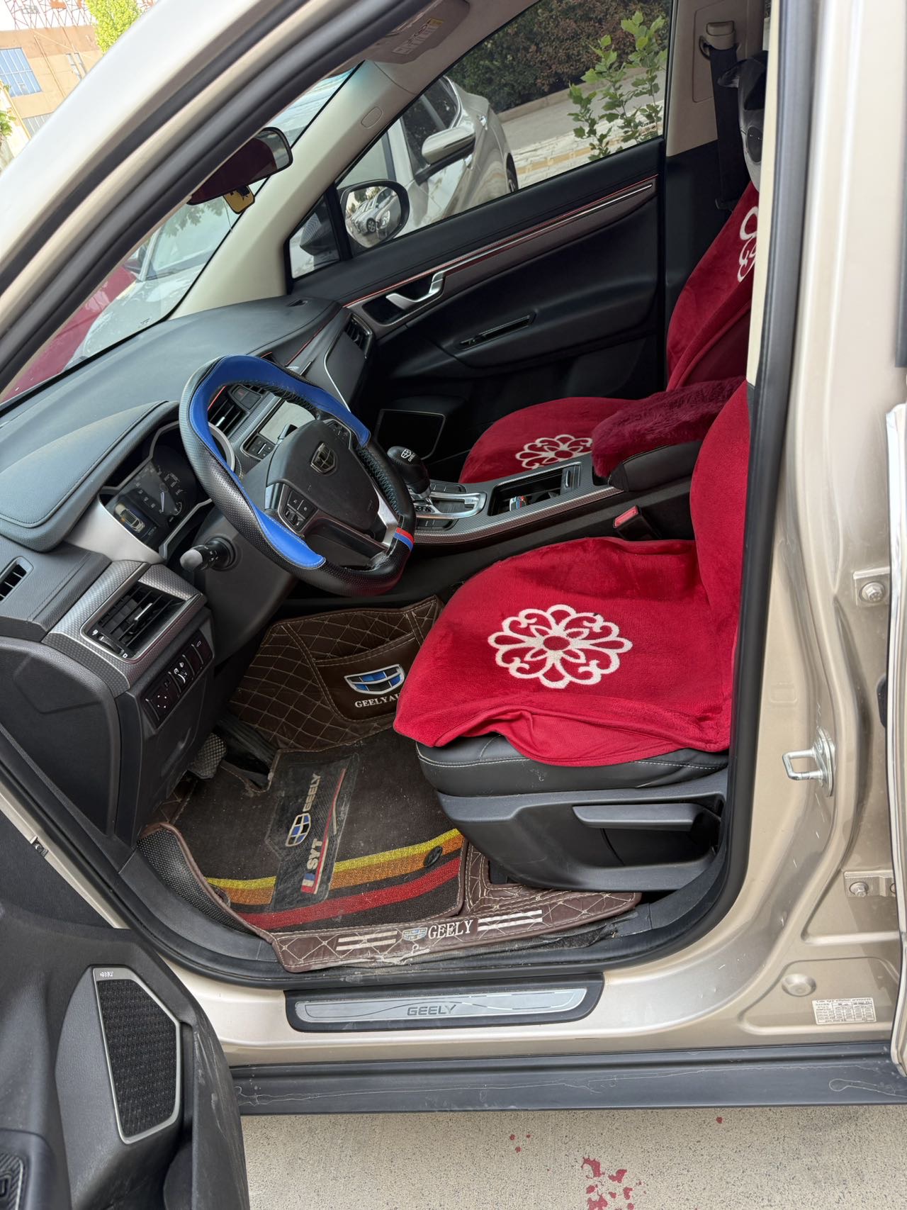 GEELY Emgrand GS 2017 car image #2