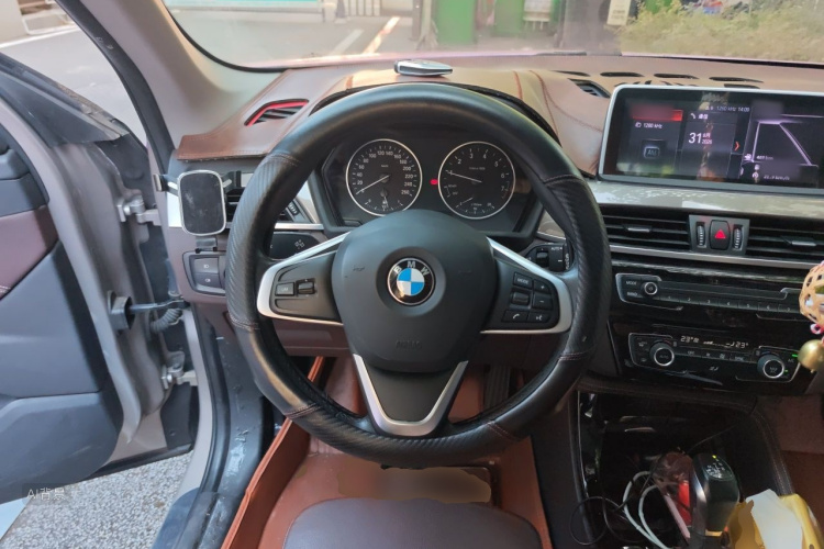 BMW X1 2018 car image #12