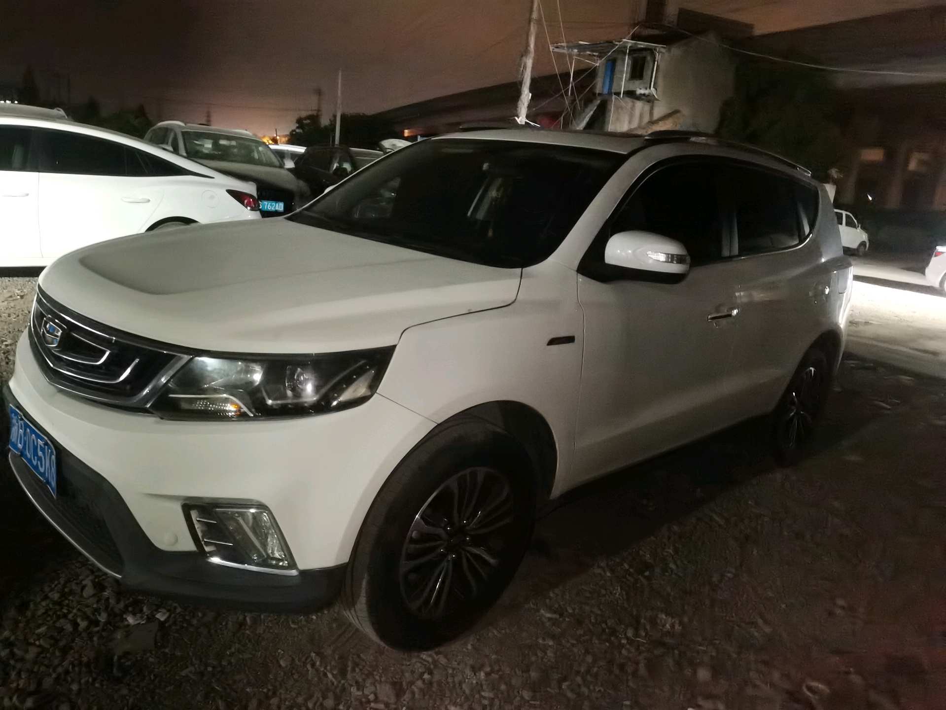 GEELY Vision X6 2017 GEELY Vision X6 2017 car image