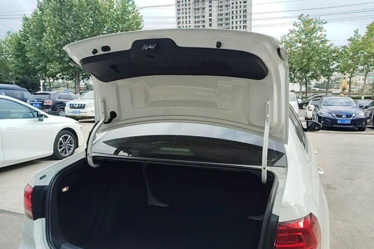 Volkswagen Lavida 2021 car image #19