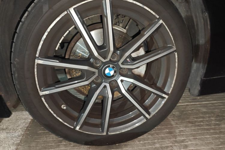 BMW 3 Series 2022 #9 BMW 3 Series 2022 car image #9