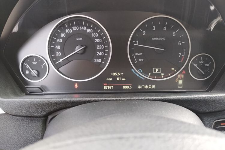 BMW 3 Series 2018 #18 BMW 3 Series 2018 car image #18